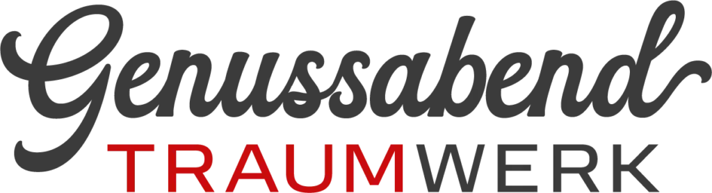 Das Bild zeigt die Worte Genussabend TRAUMWERK in stilisierter Schrift, wobei Genussabend in schwarzer Kursivschrift und TRAUMWERK in Großbuchstaben, TRAUM in Rot und WERK in Schwarz dargestellt sind.