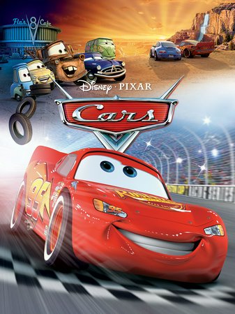 Das Plakat für den Animationsfilm Cars zeigt ein lächelndes rotes Rennauto auf einer Rennstrecke, mit anderen animierten Autofiguren und einer Wüstenlandschaft im Hintergrund. Der Titel Cars steht in der Mitte.